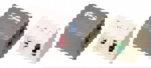 Coaxial Cable Outlets & Receptacles; Wall Plate Configuration: 4 Coaxial ; Mounting Type: Surface Mount ; Overall Depth (Decimal Inch): 1.2300 ; Overall Length (Decimal Inch): 5 ; Overall Width (Decimal Inch): 3-1/4 ; Material: Plastic